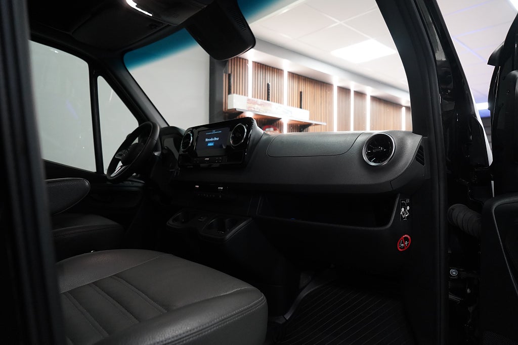 Mercedes-Benz Sprinter  2025 - miniatyr 14