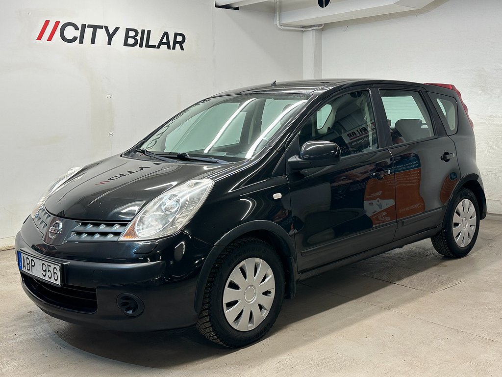 Nissan Note 1.6 Ny servad, Ny besiktad automat, Dragkrok, p-sensor