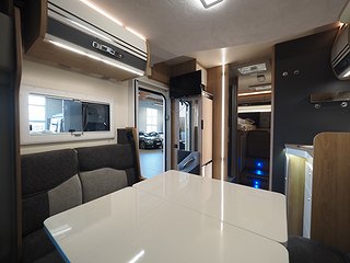 Husbil-halvintegrerad Ci Elliot 87 XT GO 10 av 22