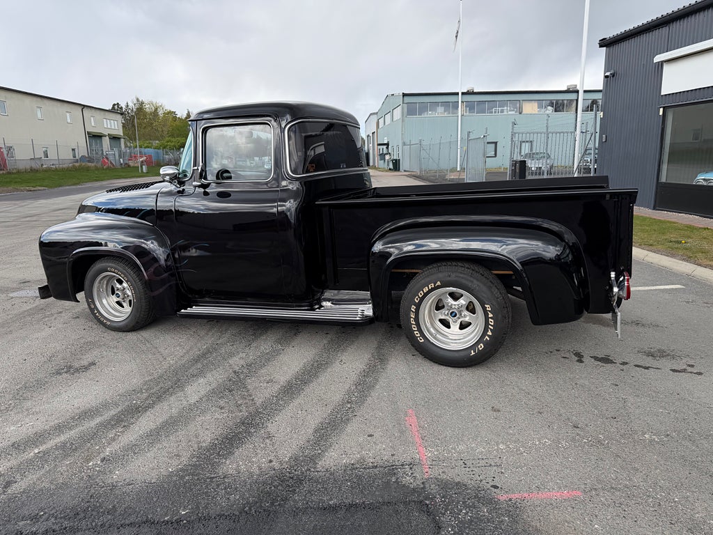 Ford F-100 V8 383cui 0kr insats 4659kr