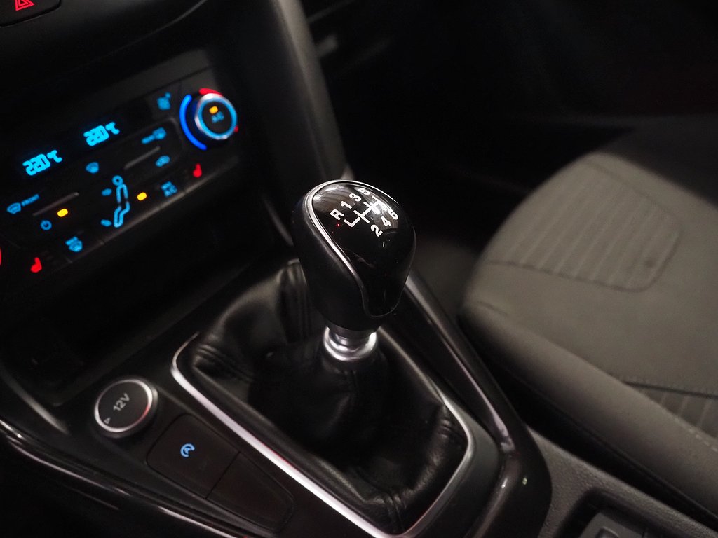 Ford Focus 1.0 EcoBoost 125hk Titanium Farthållare 2017