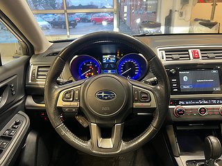 Subaru Outback 2.0 4WD Aut Mvärm/Drag/B-kamera/Taklucka/H&K
