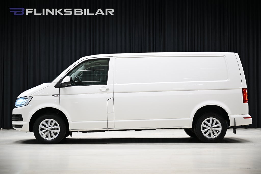 Volkswagen Transporter DSG 150HK L2 Nedlackad|V-Inredd|EnÄgare|GPS|Backkamera