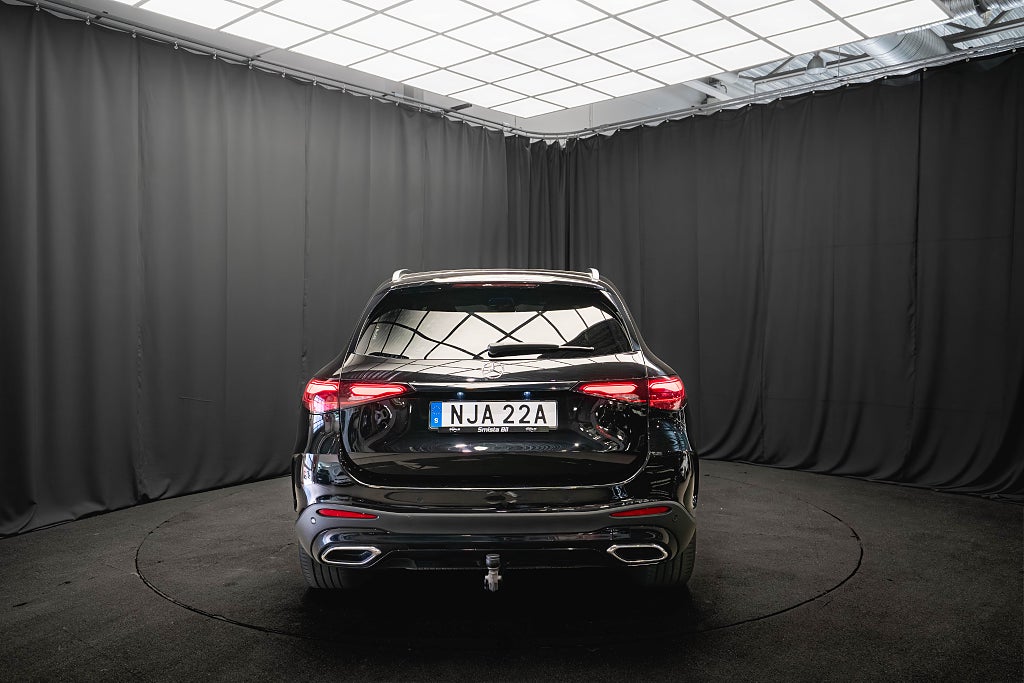 Mercedes-Benz GLC 300 e 4M AMG DRAG 360 DIGITAL-LED DISTRONIC ELSTOL MOMS