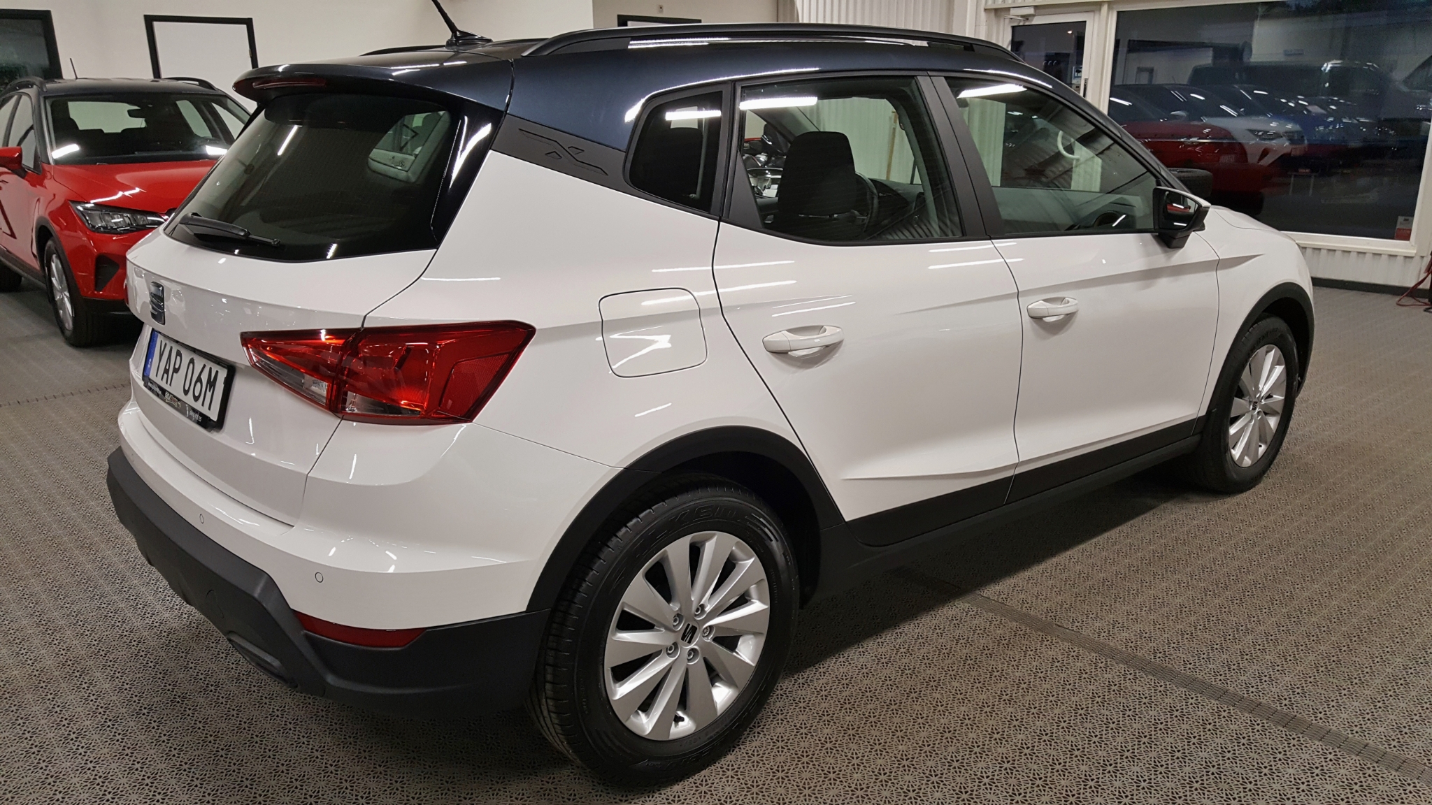 Seat Arona 1.0 TGI CNG 90hk Style 2022, bild 2/49