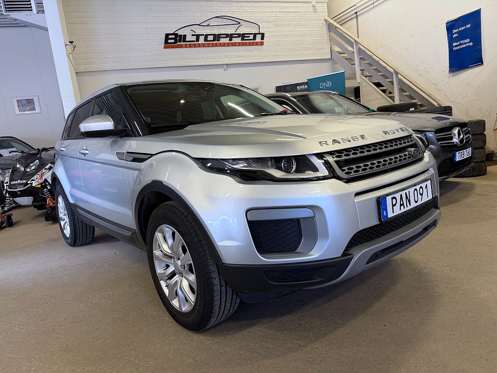 Land Rover Range Rover Evoque 2.0 TD4 AWD S 150 hk Drag / Motorvärmare / Navi