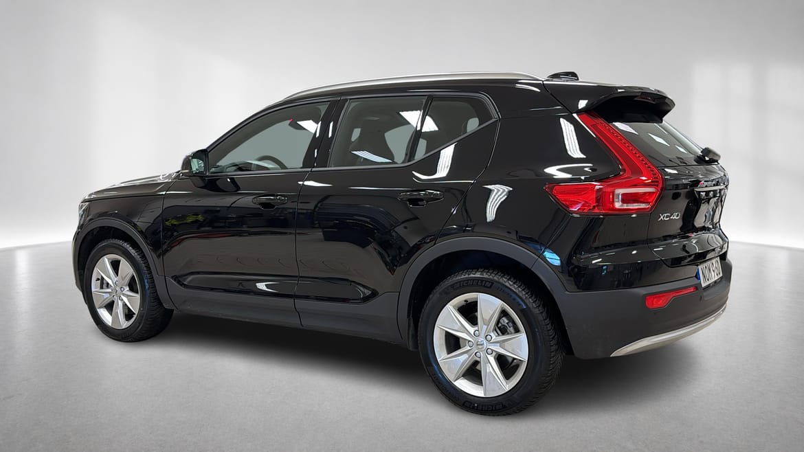 Volvo XC40 B4 FWD Bensin Core SE 2024, bild 2/10