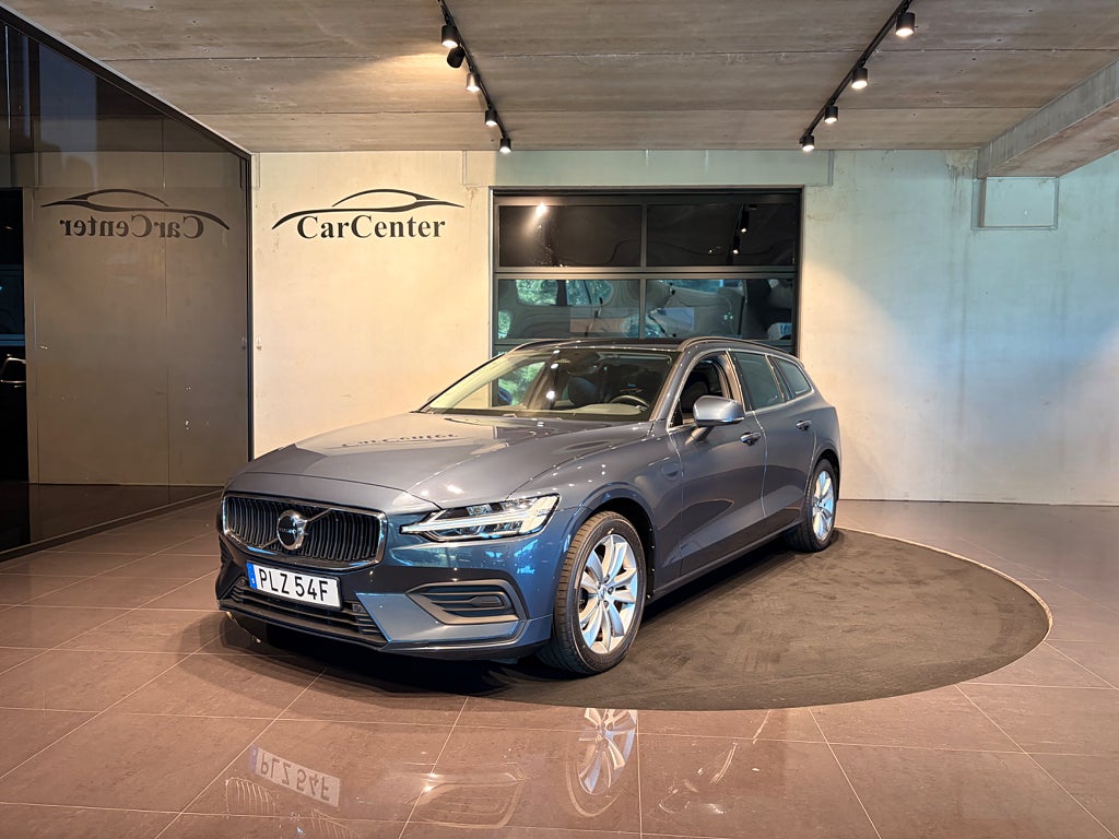 Volvo V60 B4 | Automat | CORE | MOMENTUM |Digital display|MOMSBIL
