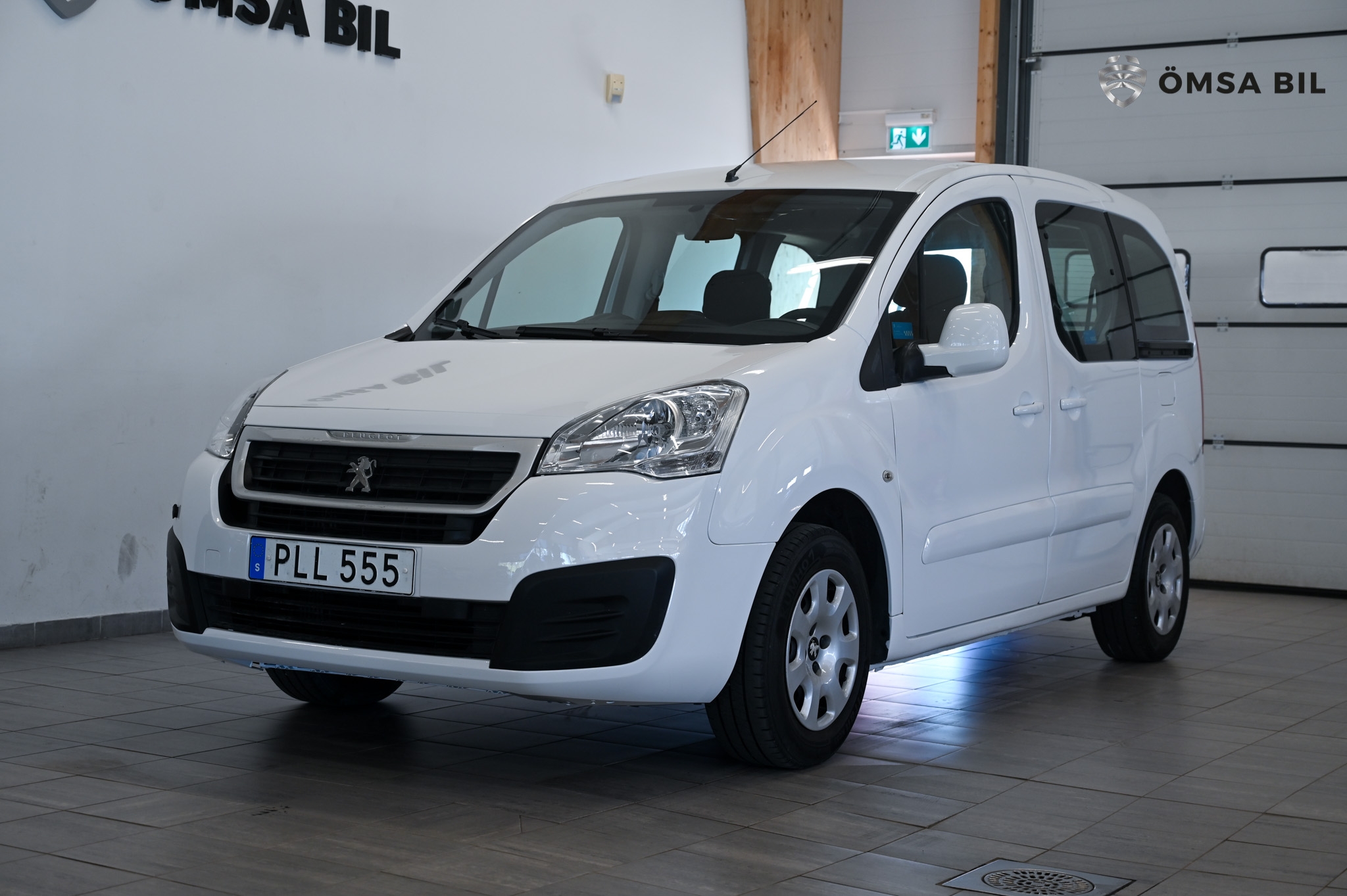 Peugeot Partner Tepee 1.6 BlueHDi 5-Sits 2017, bild 2/10