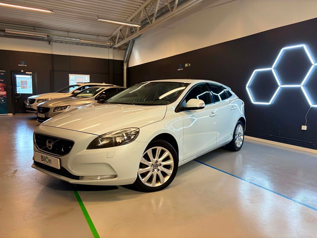 Volvo V40 D2 Your Kinetic Backkamera