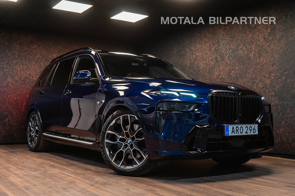 BMW X7 xDrive40i M Sport 381HK | MOMS | SE SPEC | Sky Lounge