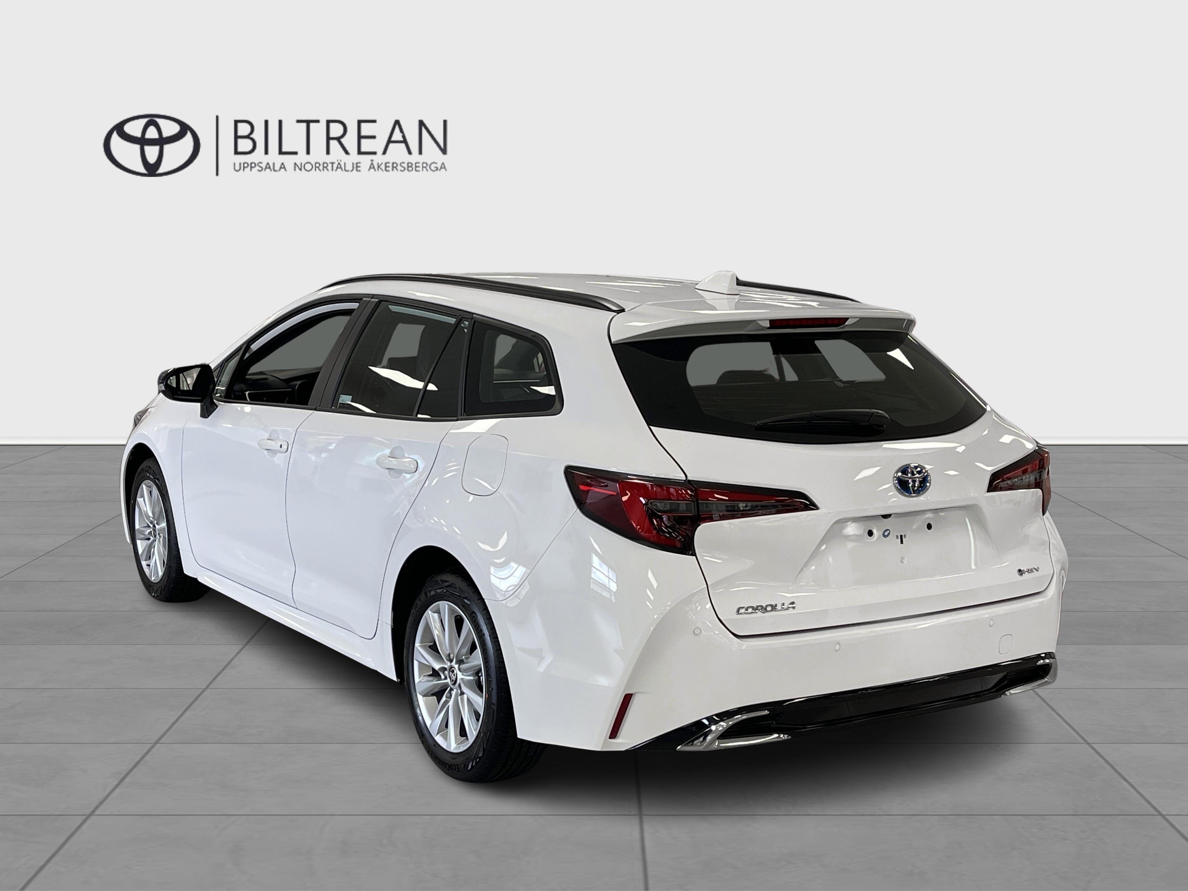 Toyota Corolla TS 1,8 Hybrid Active 2026, bild 2/10