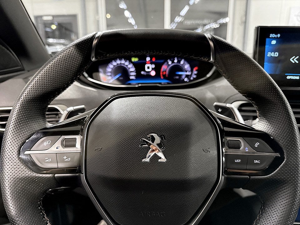 Bild på Peugeot 5008 GT Black Pack 1.2 PT 130hk Aut - 7-SITS,B-KAMERA