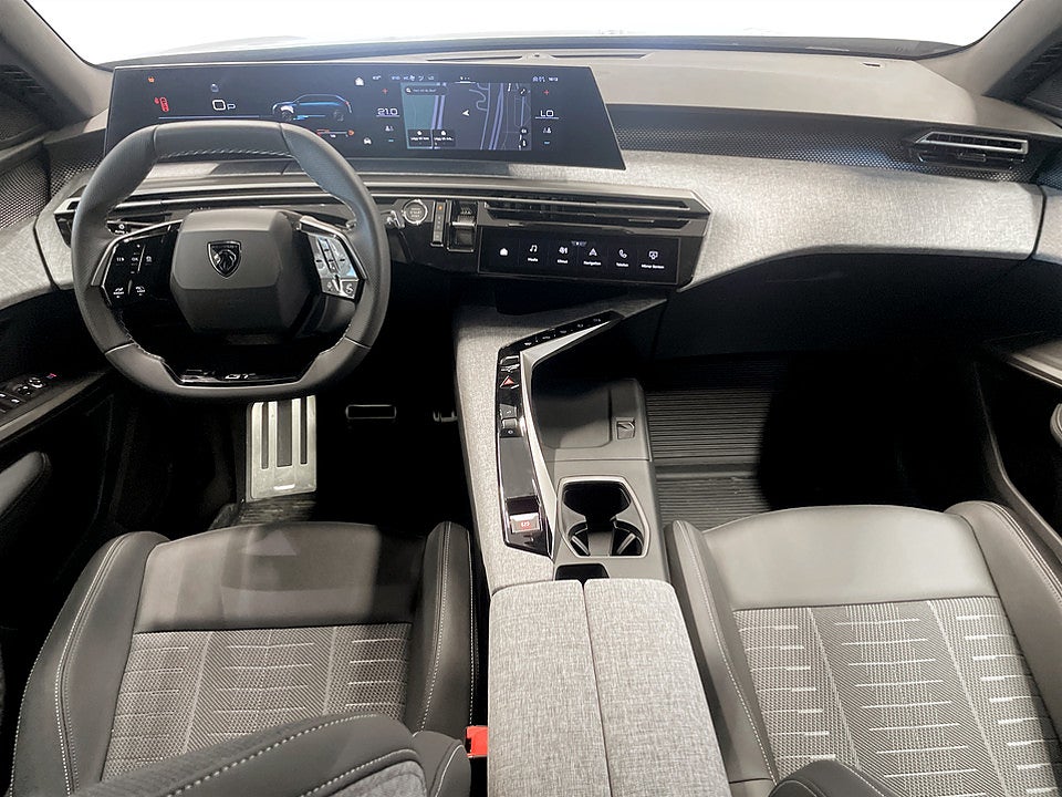 Bild på Peugeot 5008 GT Hybrid - OMGÅENDE LEVERANS!