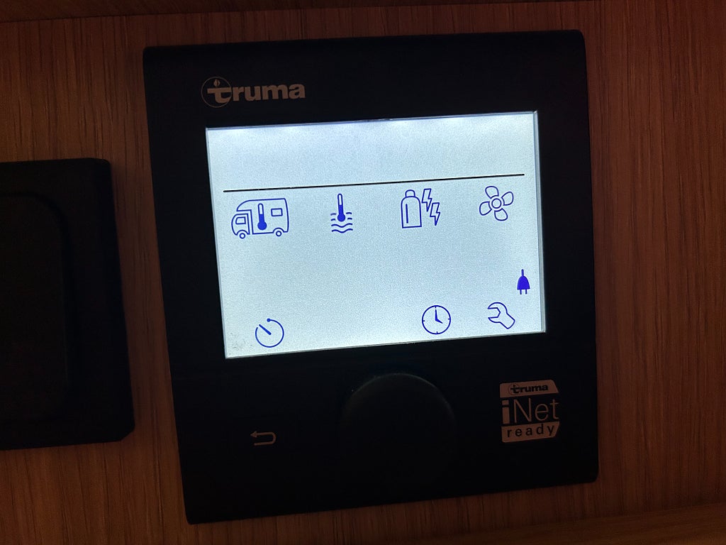 Sunlight Capron T68 / Taksäng /Solcell / Ugn / Utv. dusch  - Sunlight