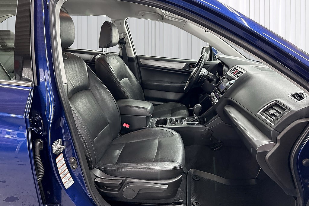 Subaru Outback 2015