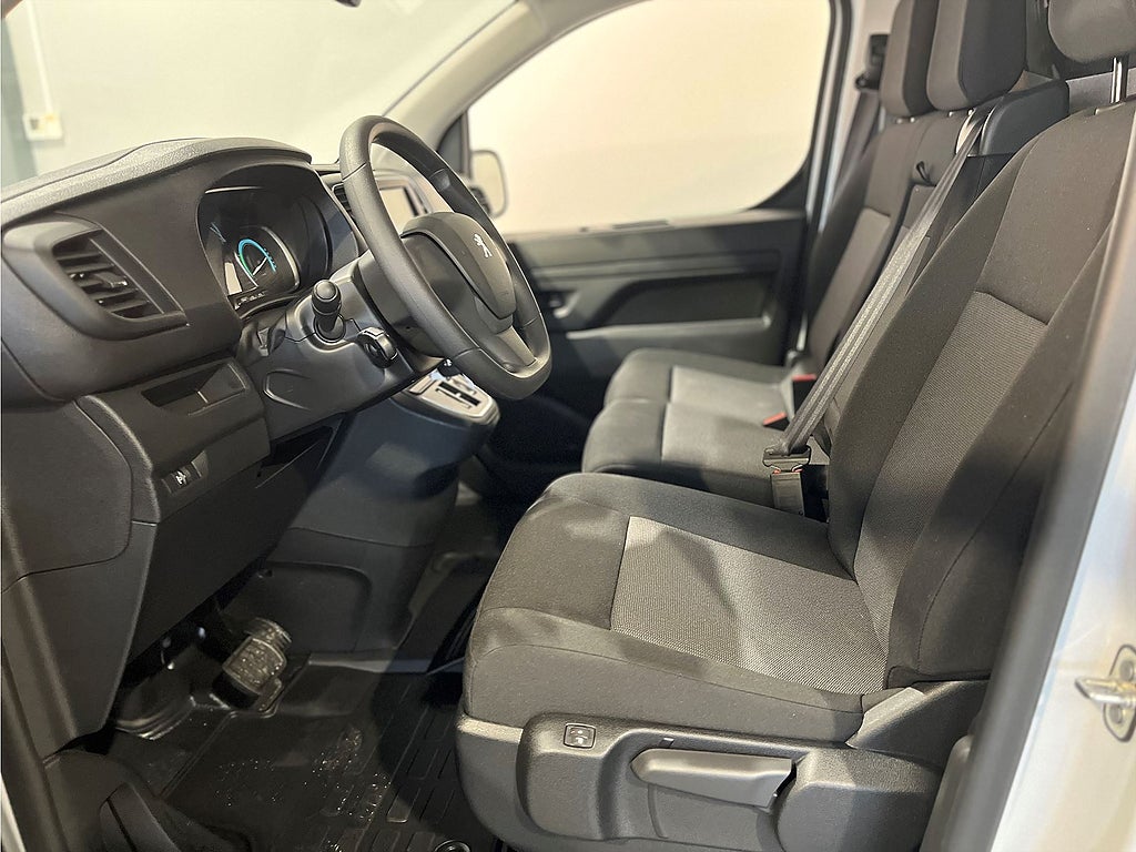 Bild på Peugeot e-Expert PRO 75kWh 136hk Aut L2 - B-KAMERA, FARTHÅLLARE