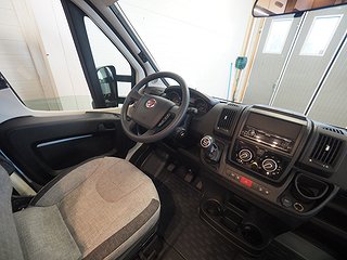 Husbil-övrigt Knaus Live Wave 700 MX 8 av 26