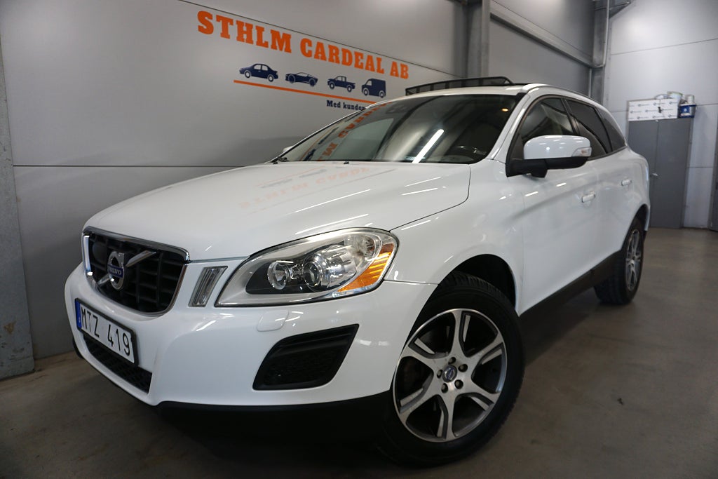 Volvo XC60 D5 AWD Summum 215hk Pano Kamera VoC Kamrem bytt