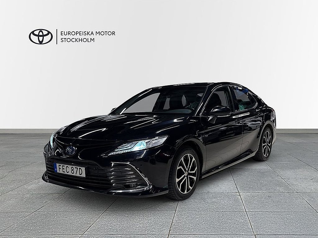 Toyota Camry 2.5 HYBRID EXECUTIVE / V-Hjul
