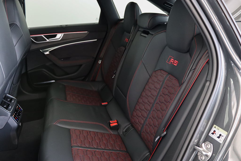 Audi RS6 Performance MOMS HuD RS-Design Pano Alpin