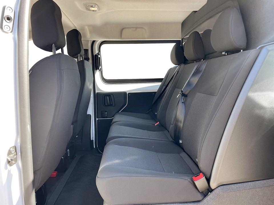 Bild på Peugeot Expert Crew Cab Plus 180hk Aut L3 - DEMO