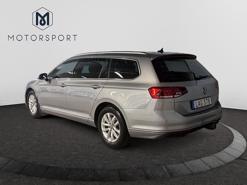 Volkswagen Passat Sportscombi 1.5 TSI Aut Adapt farth Dragkrok Rattvärme bild 5