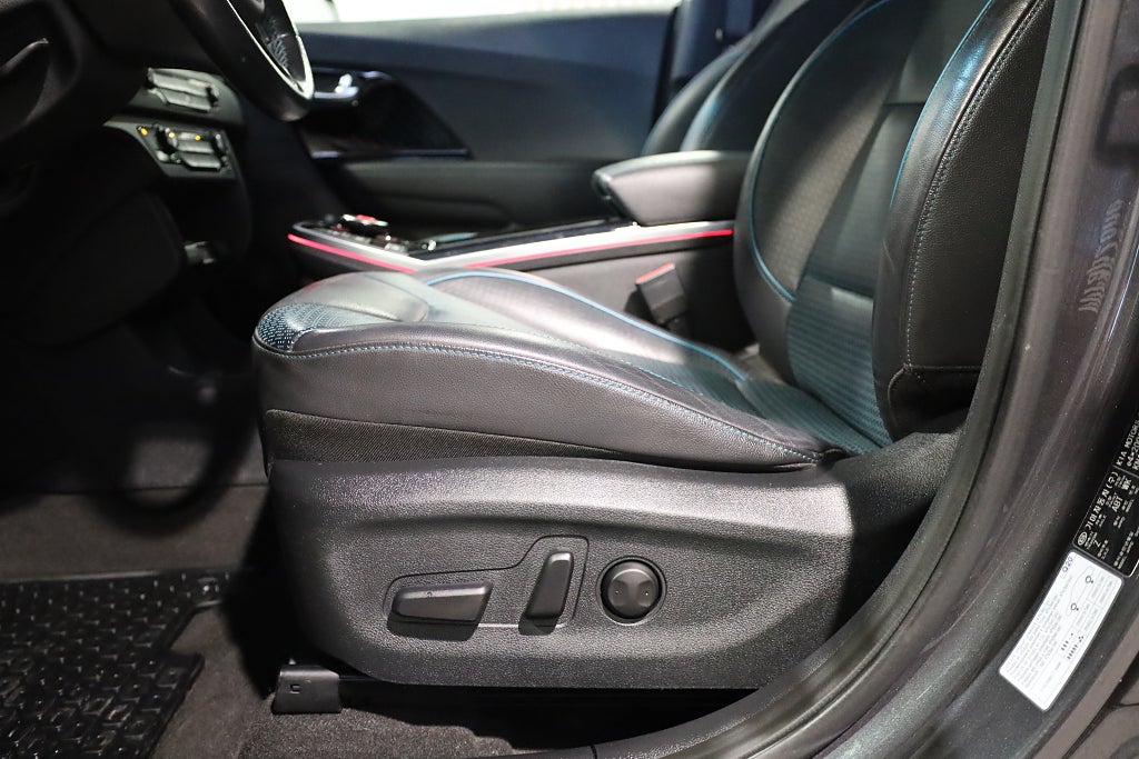 Kia Niro e- 64 kWh Advance Plus Taklucka JBL Kamera Navi Keyless 2019