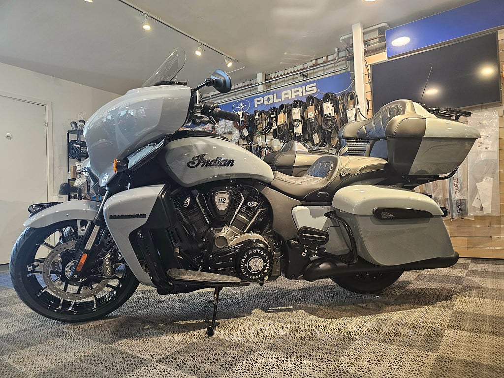 Indian Roadmaster PowerPlus Dark Horse 112 + Rider Assist Kampanj