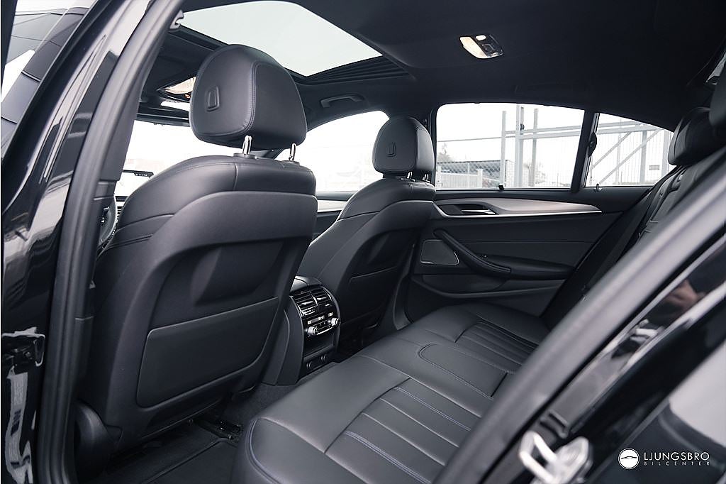 BMW 530 d xDrive M-Sport Innovation 265hk