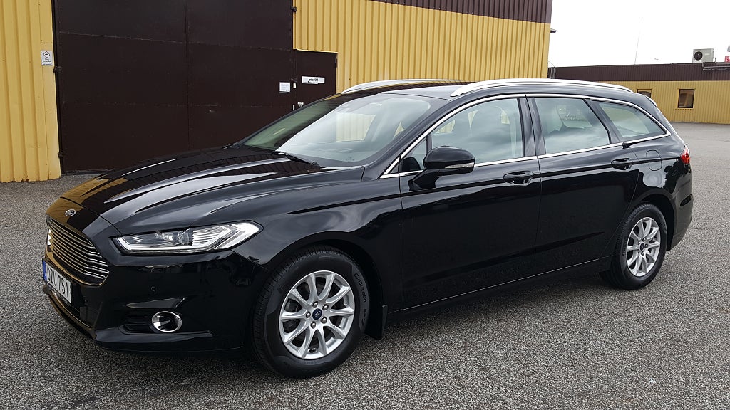Ford Mondeo 1.5 TDCi 120hk Kombi Business D-Värmare