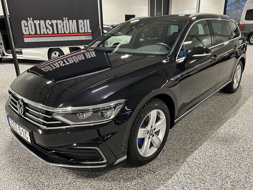 Volkswagen Passat GTE/Dragpkt,Läder,Värmare,Cockpit
