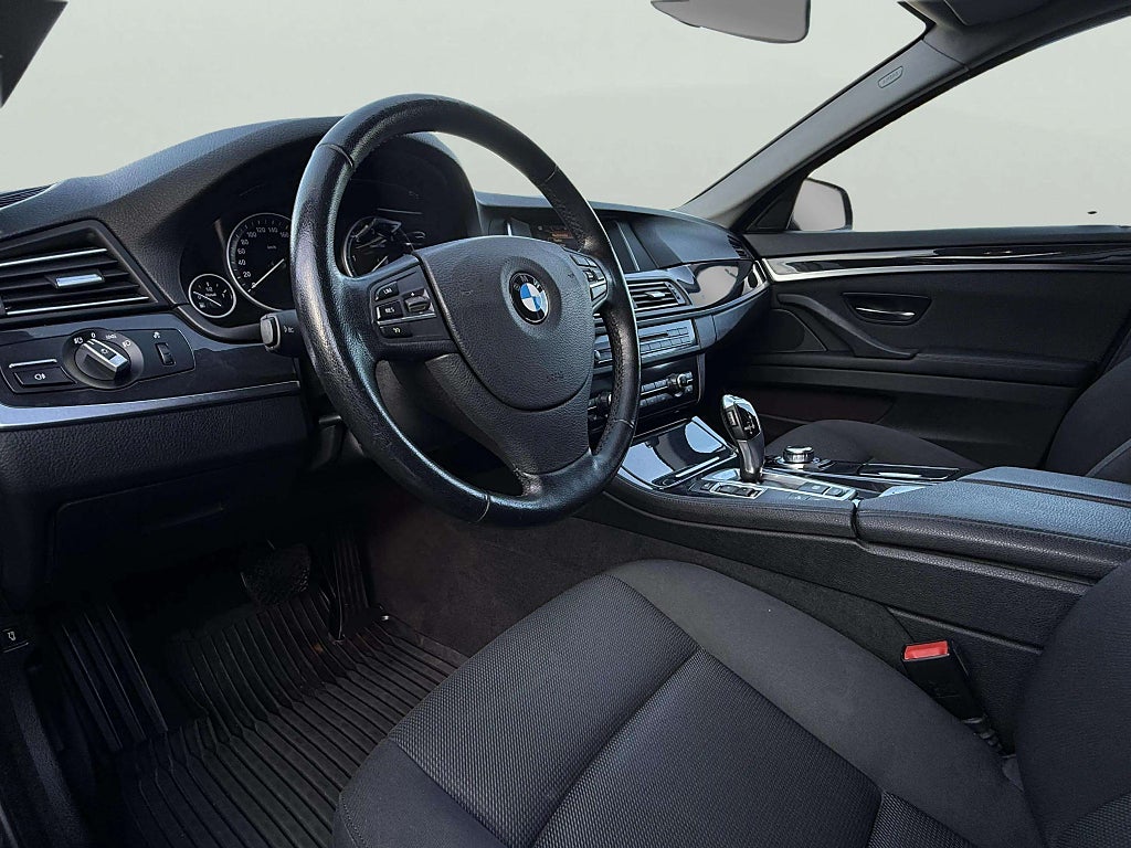 BMW 520d xDrive Touring Steptronic  - miniatyr 11