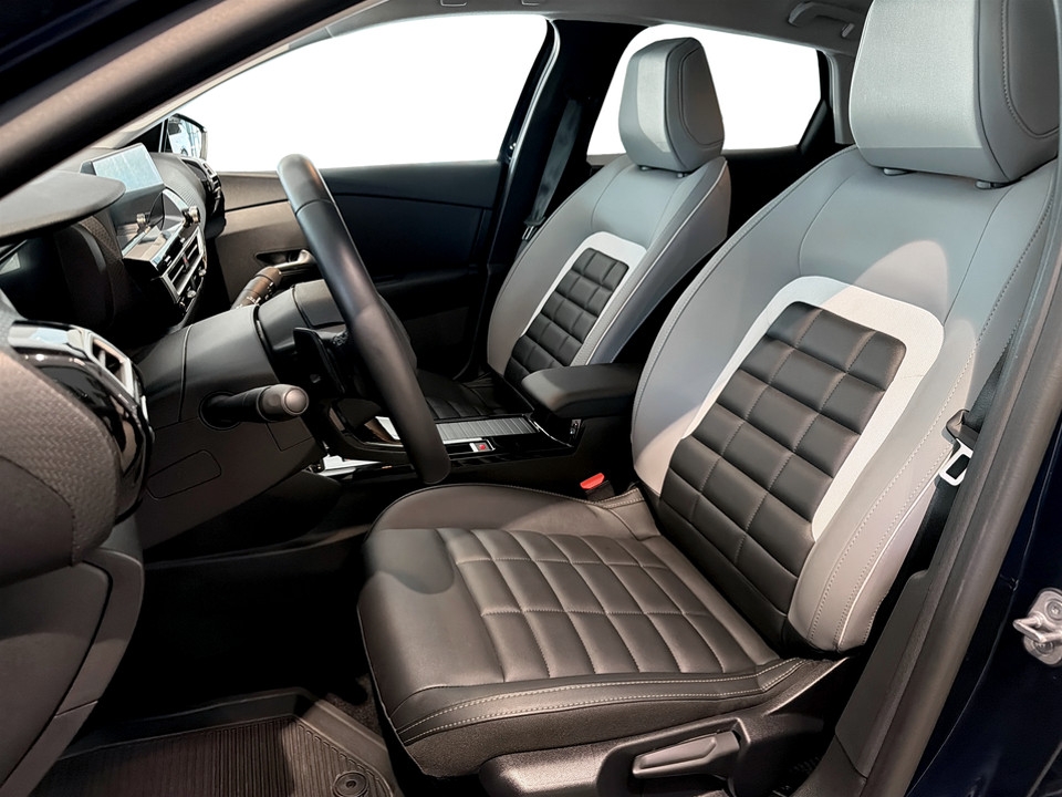 Citroen C4 Max 1.2 PT 130hk Aut 2025, photo 4/10