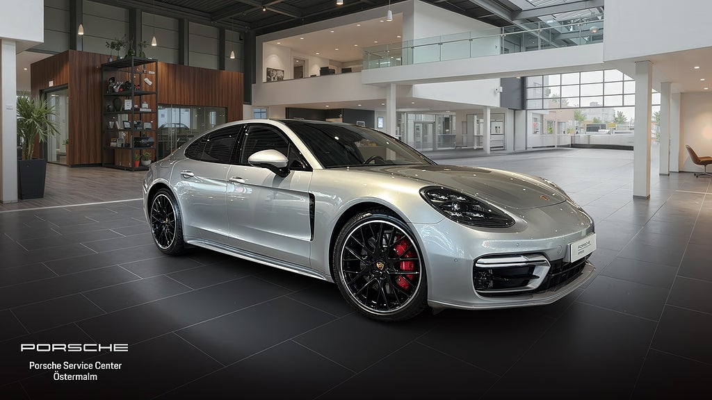 Porsche Panamera GTS GTS