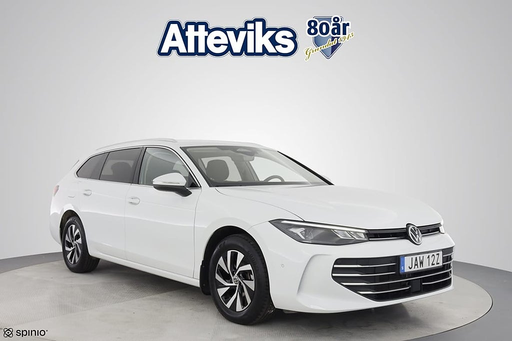 Volkswagen Passat Sportscombi eTSI 150hk DSG Drag Värm Kamera
