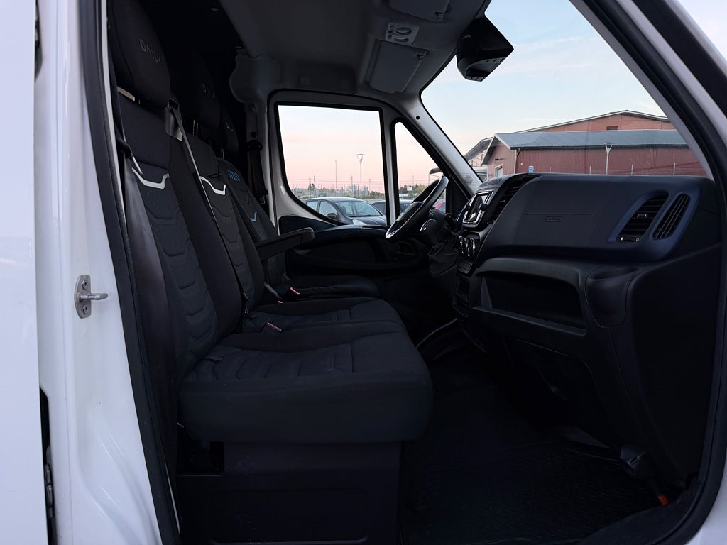 Iveco Daily 2021 - miniatyr 17
