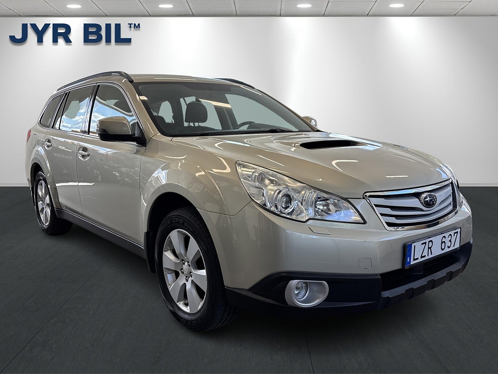 Subaru Outback 2.0 4WD Business Kamera / Drag / Farthållare