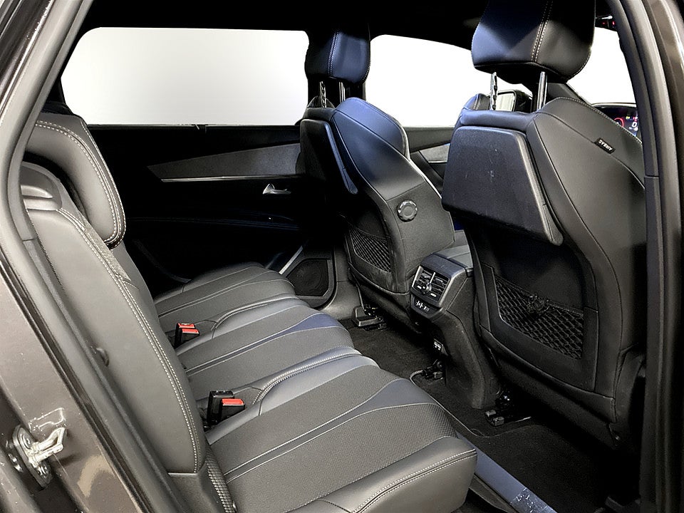 Bild på Peugeot 5008 GT 1.2 PT 130hk Aut 7-SITS B-KAMERA CARPLAY