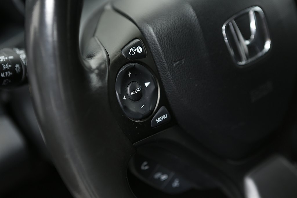 Honda Civic 1,6 i-DTEC 120hk Lifestyle 5D P-sensor Dragkrok 2013