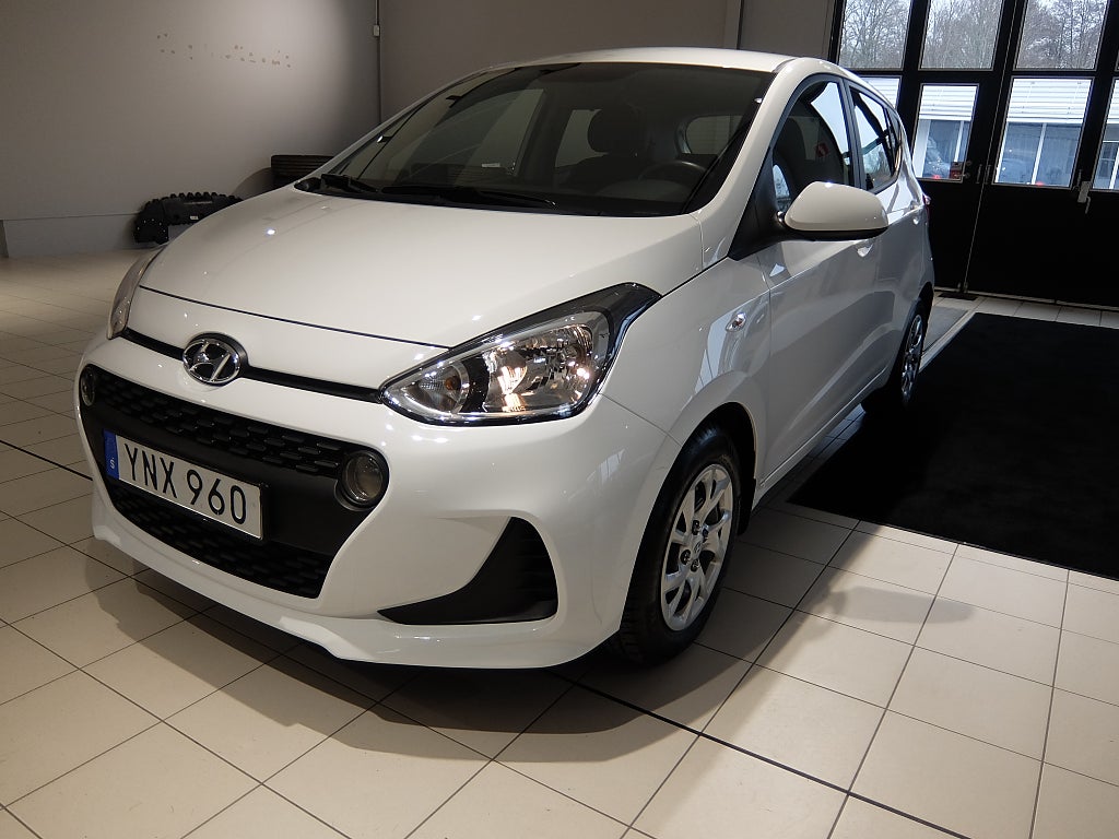 Hyundai i10 1.0 blue Comfort * 885 mil * 1 ägare * Vinterhjul