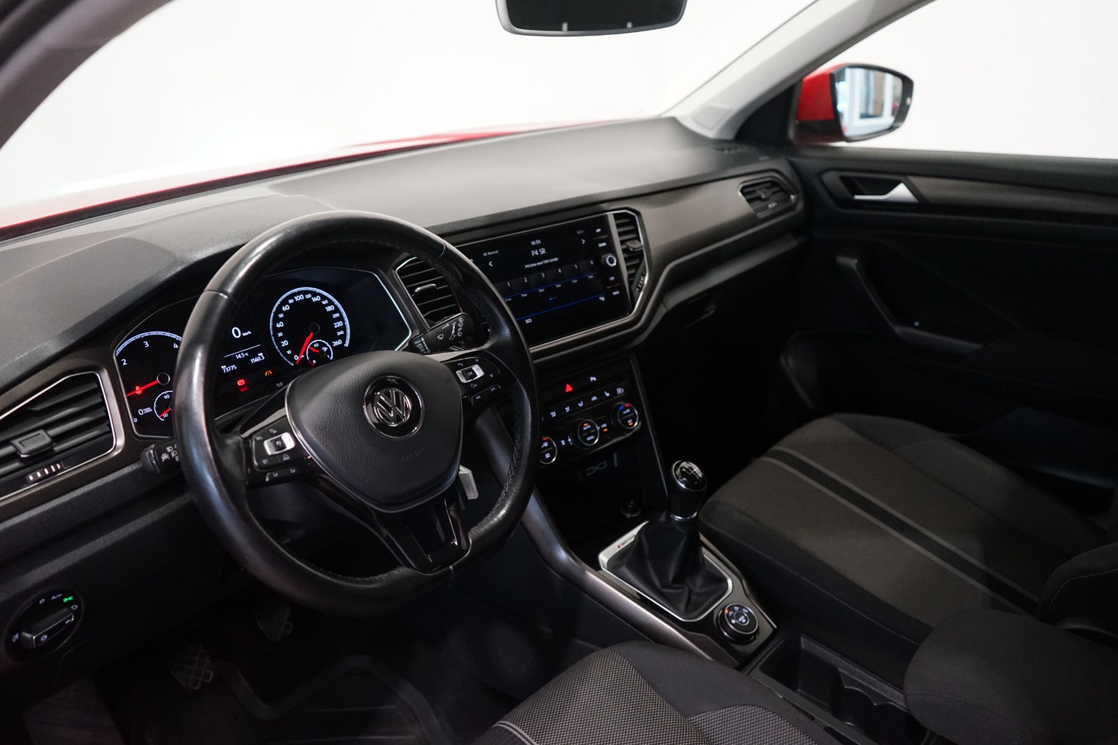 Volkswagen T-Roc 2.0 TDI 4M Base B-kamera Carplay 150hk 2018 - miniatyr 6