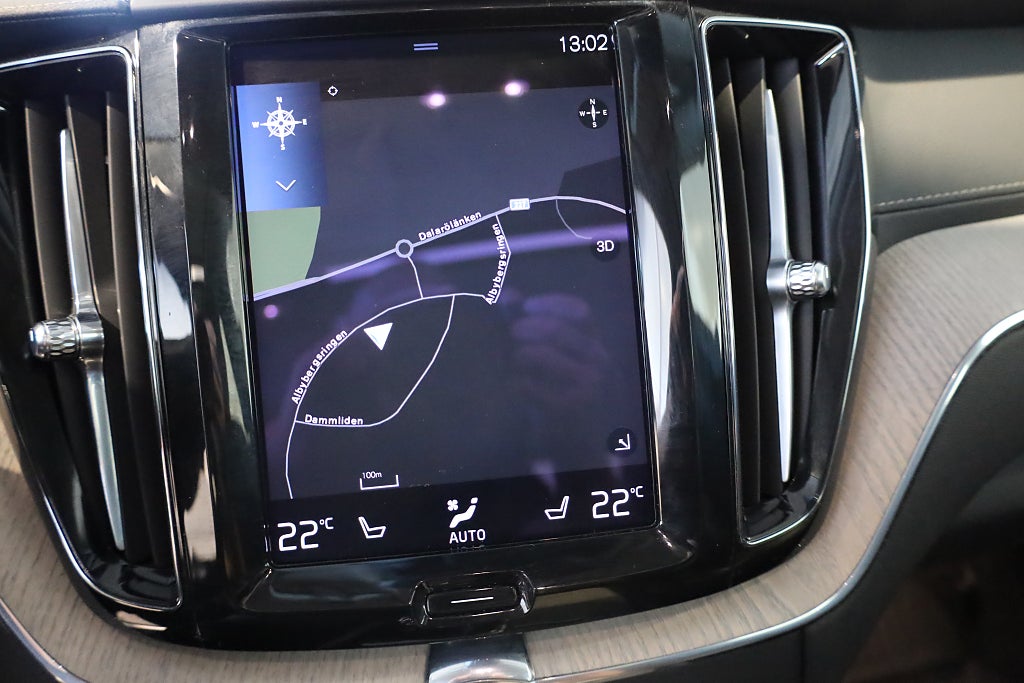 Volvo XC60 Recharge T8 AWD Inscription Orrefors Pano H&K 360° 2021
