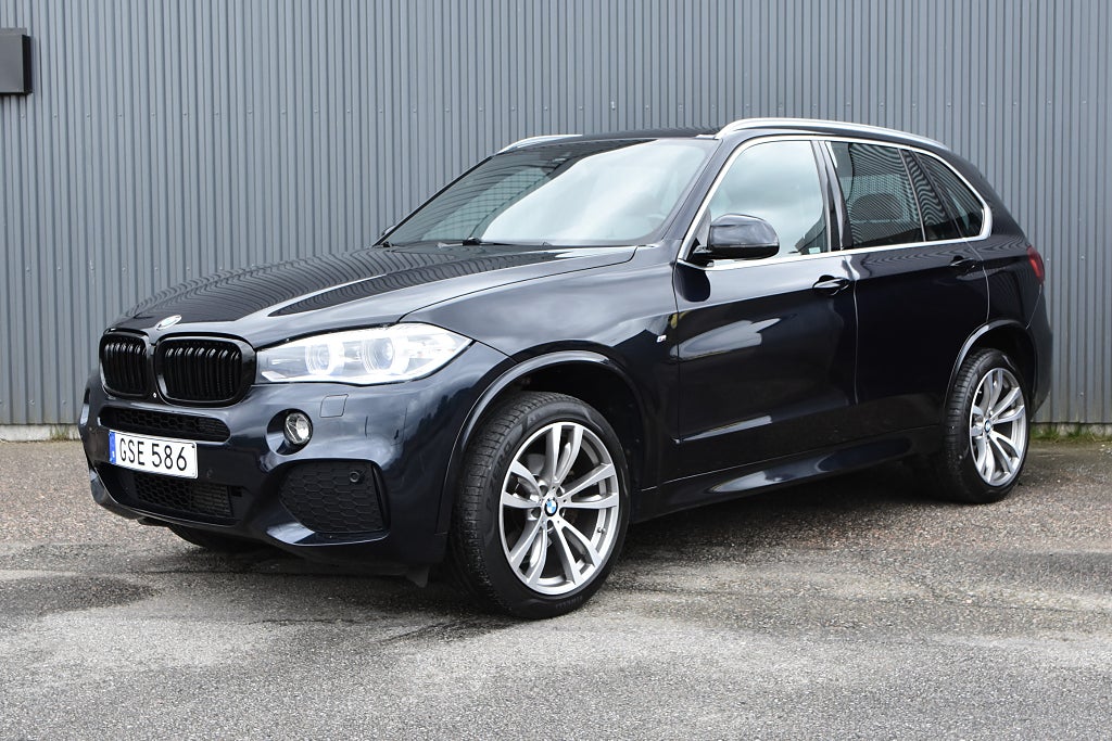 BMW X5 xDrive30d M Sport / Drag Pano Värmare Läder H/K