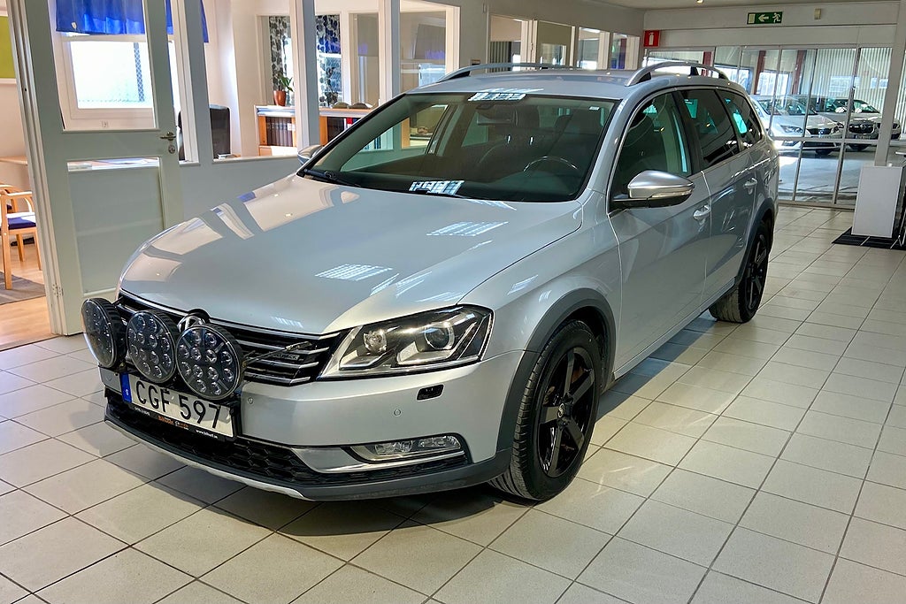 Volkswagen Passat Alltrack 2.0 TDI 4hjulsdrift, Drag, Bkamera, Extraljus