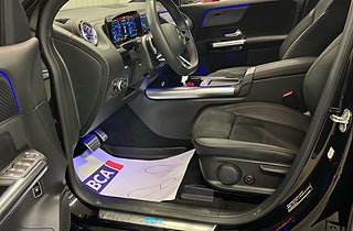 SUV Mercedes-Benz EQA 4 av 7