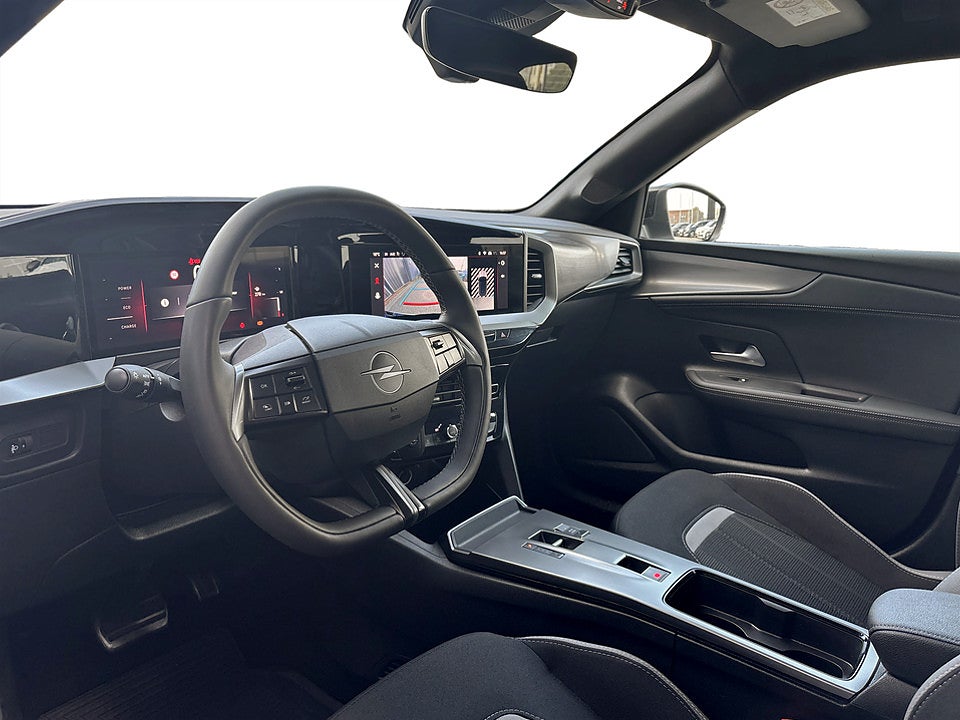 Bild på Opel Mokka GS Hybrid 1.2 Turbo 145hk Aut B-KAMERA CARPLAY