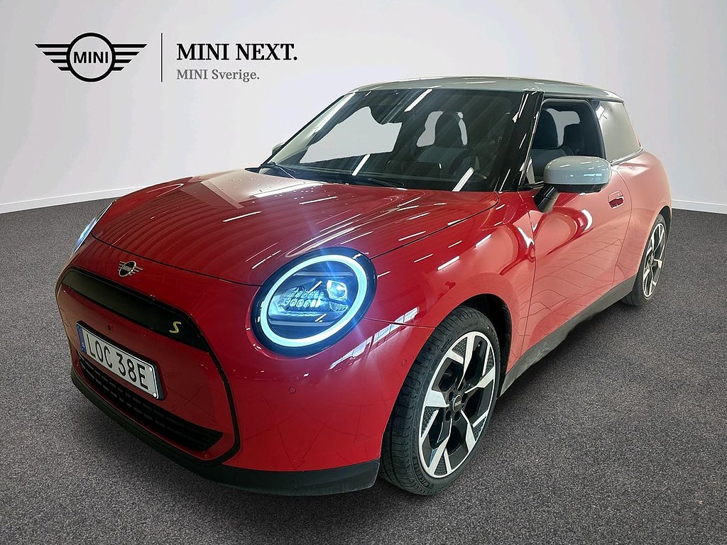 MINI Cooper SE Classic Trim, Paket L