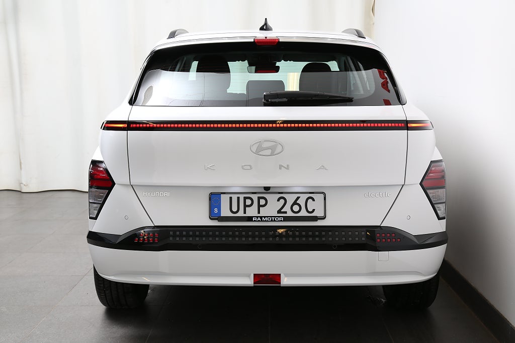 Hyundai Kona Electric 65,4kWh 512km Räckvidd Essential fd demo| Moms
