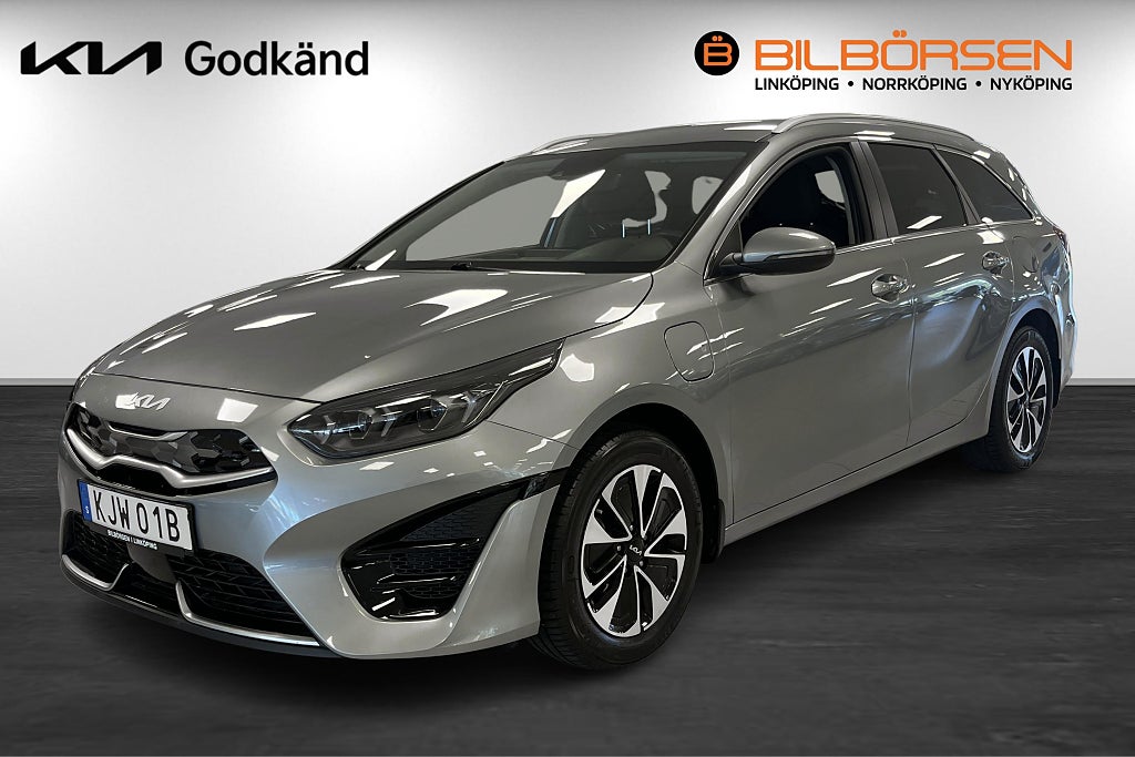 Kia Ceed SW Plug-in Hybrid Action